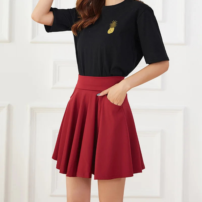 Jupe short noire à poches pour femmes