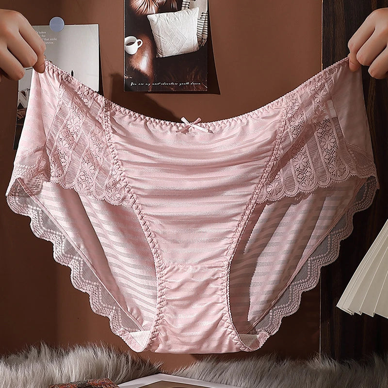 Culottes avec dentelle pour femmes