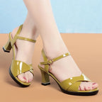 Sandales en cuir verni pour femmes