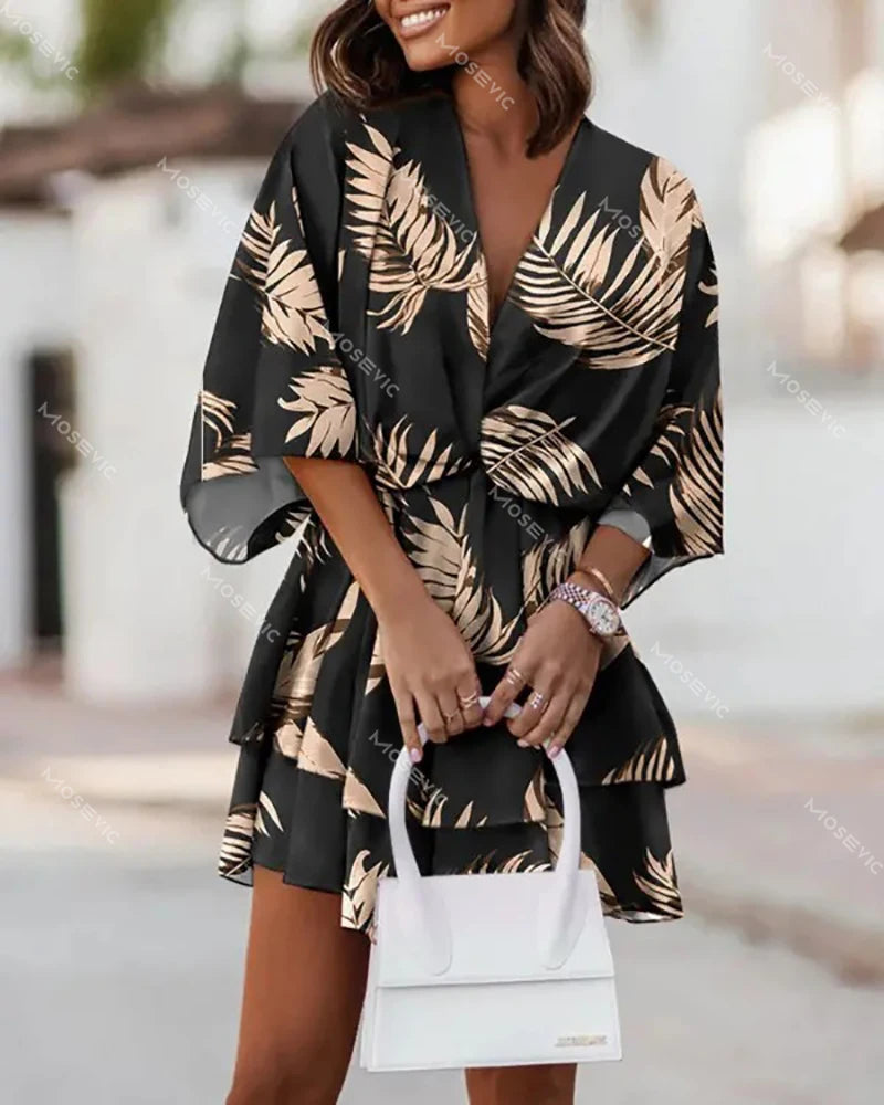 Mini-Robe Femme – Col V Profond et Imprimé Original