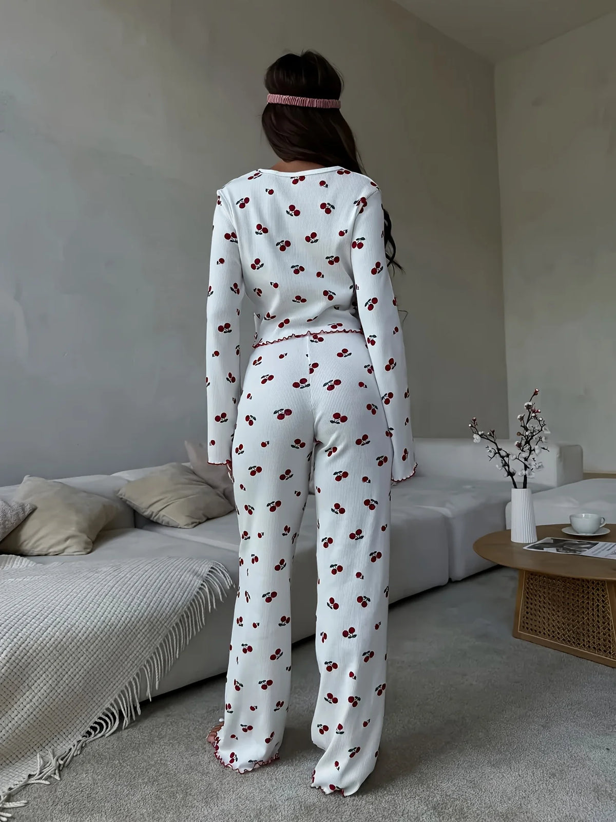 Pyjama à Cerises Femme – Ensemble 2 Pièces Style Y2K