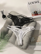 String sexy en dentelle pour femmes