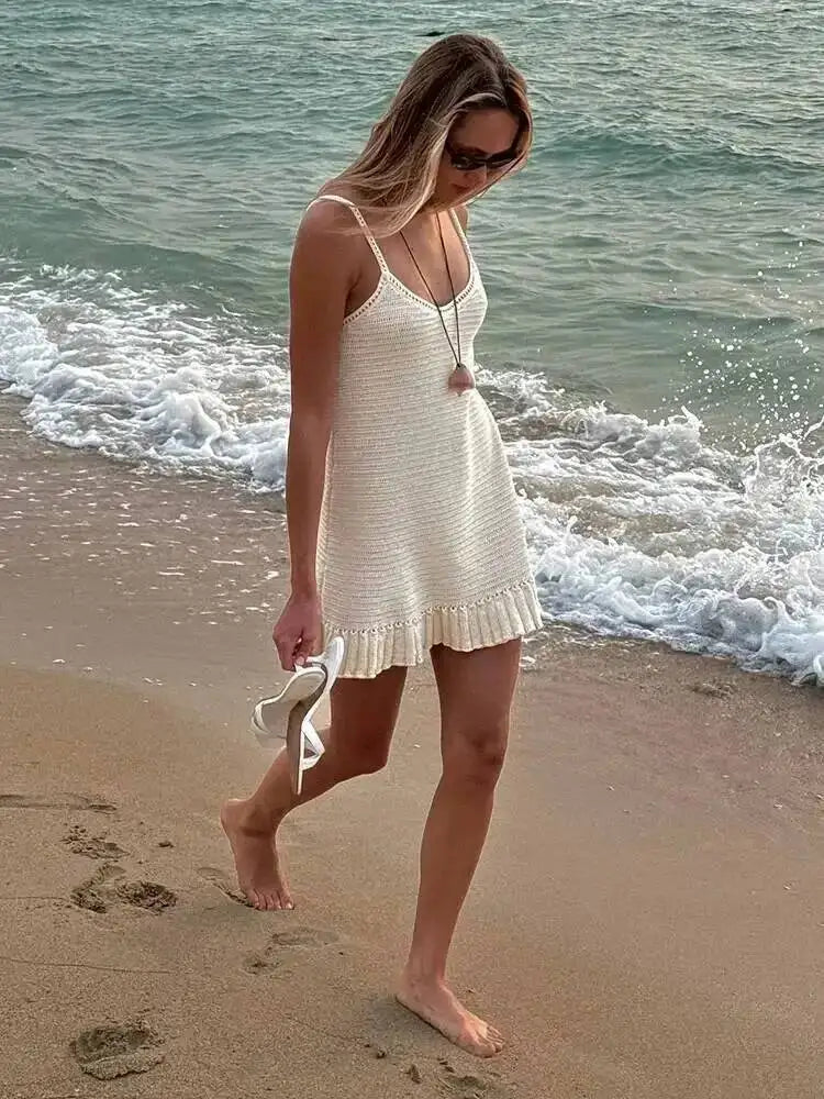 Robe mini sexy en maille crochet à col V et volants pour femmes