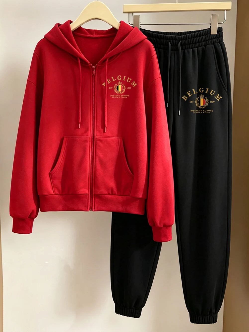 Ensemble 2 pièces sweat à capuche zippé et pantalon de jogging pour femmes