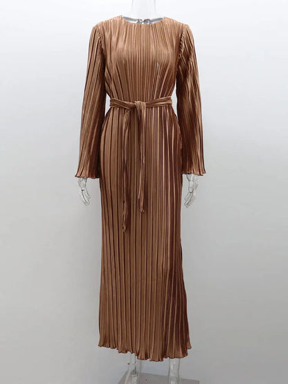Robe Longue Femme – Volants, Laçage et Manches Évasées