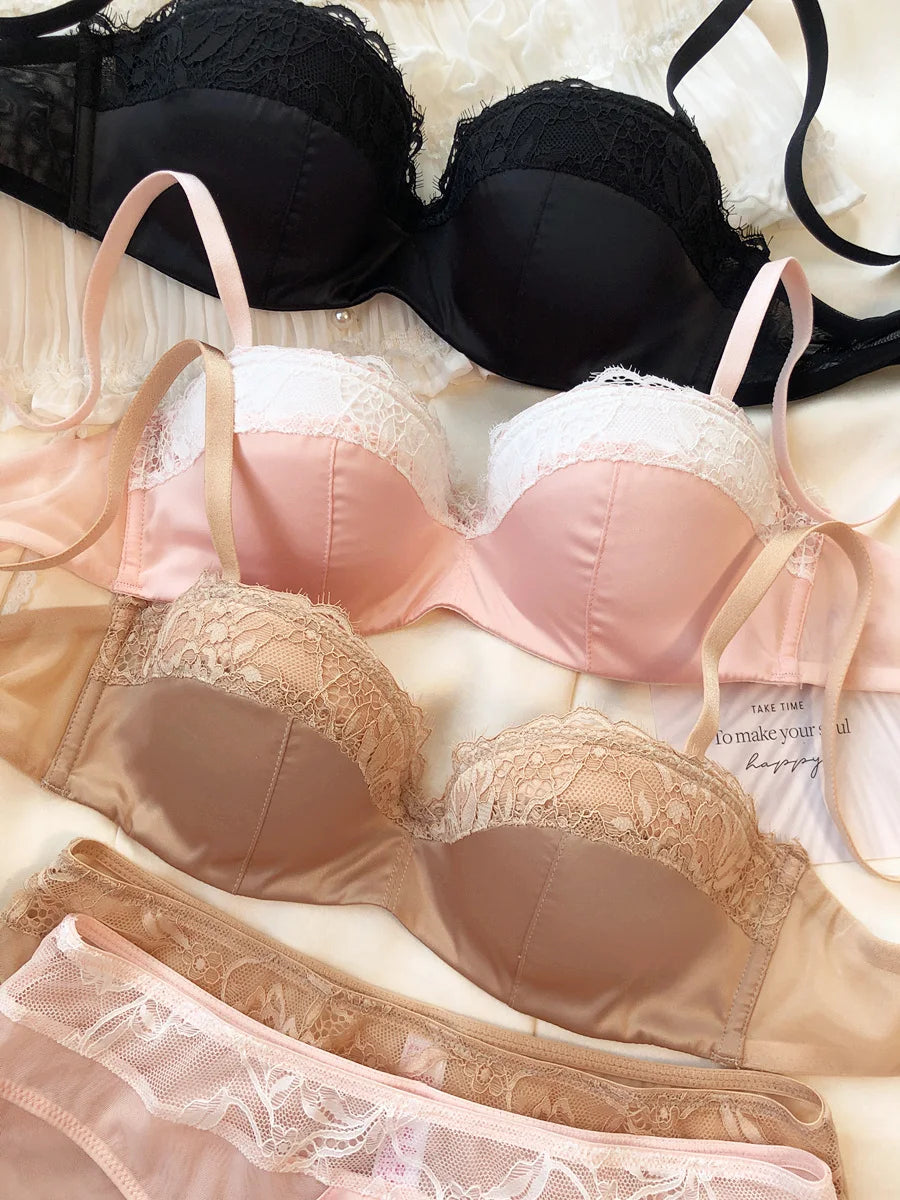 Ensemble soutien-gorge push-up à demi-bonnet et culotte pour femmes