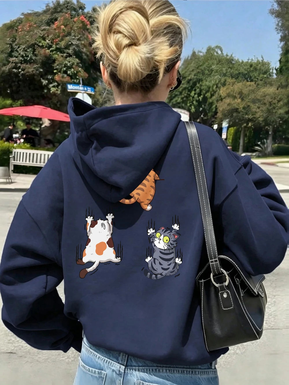 Sweat à capuche imprimé « Trois chats qui grimpent » pour femmes