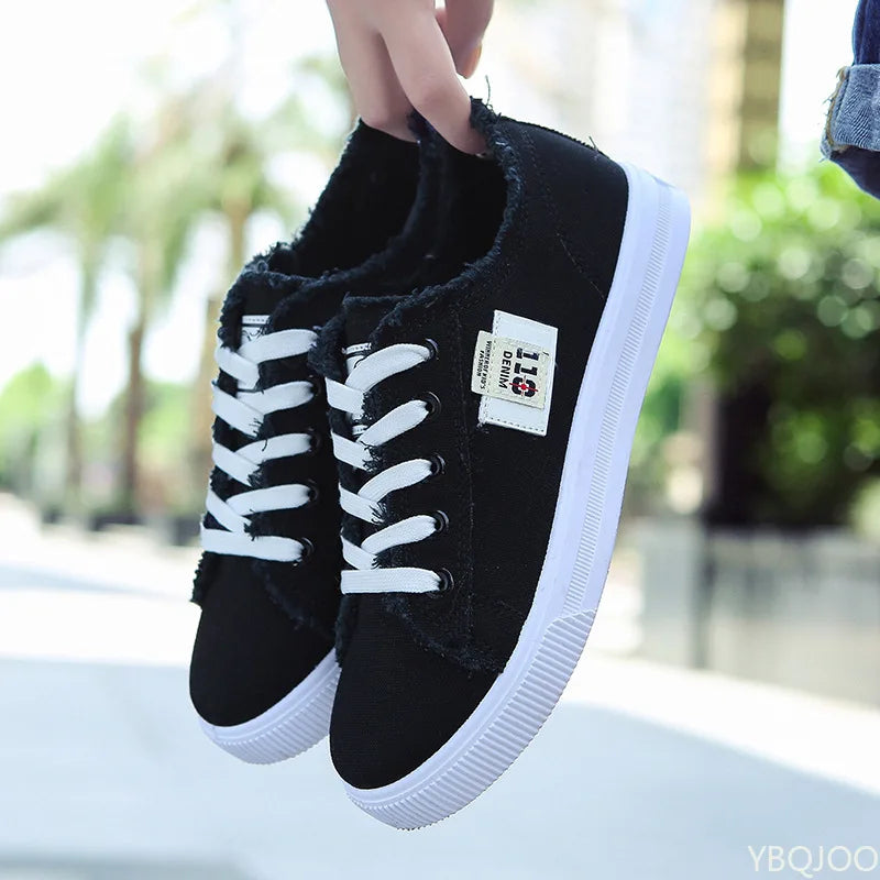 Baskets tendance en toile avec lacets pour femmes
