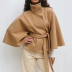 Manteau à col montant à lacets pour femmes