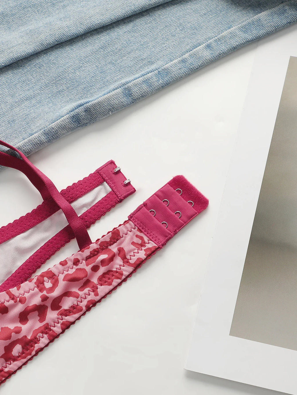 Ensemble sexy en dentelle imprimé léopard rose pour femmes