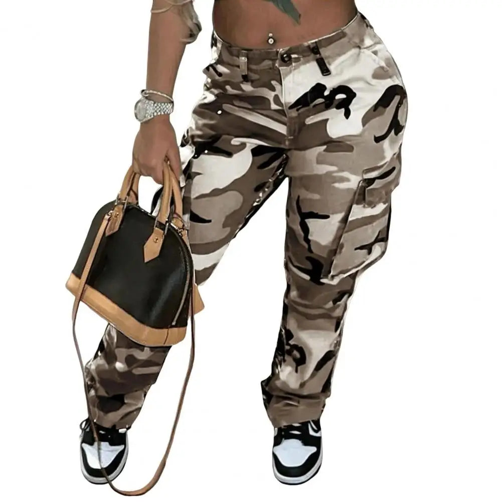 Pantalon cargo imprimé camouflage pour femmes
