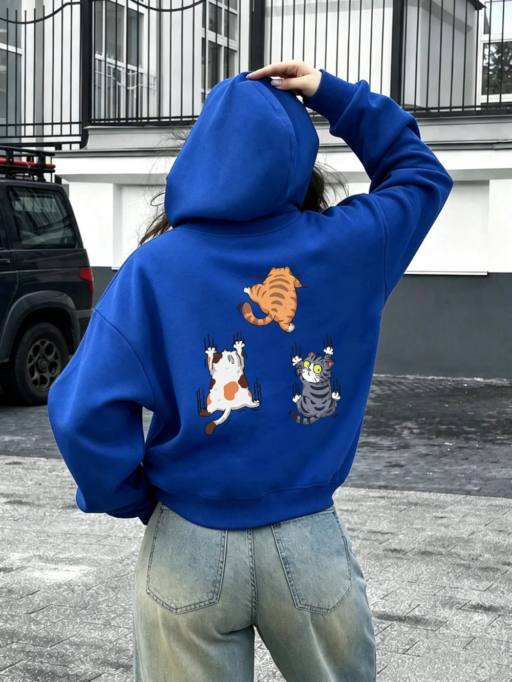Sweat à capuche imprimé « Trois chats qui grimpent » pour femmes