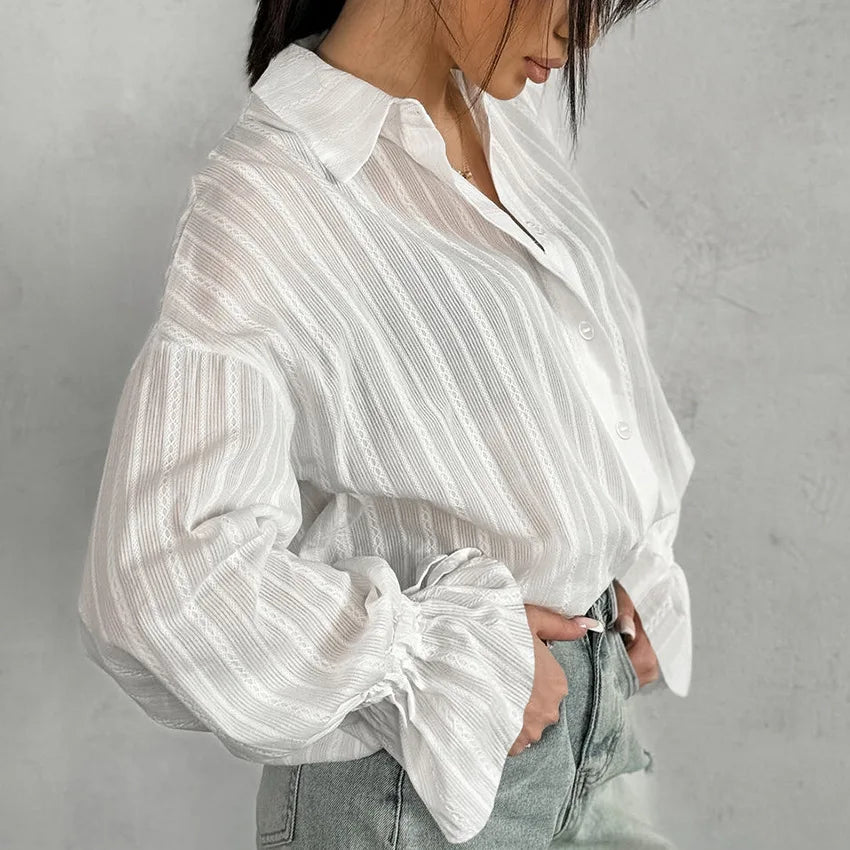 Chemise blanche élégante pour femmes