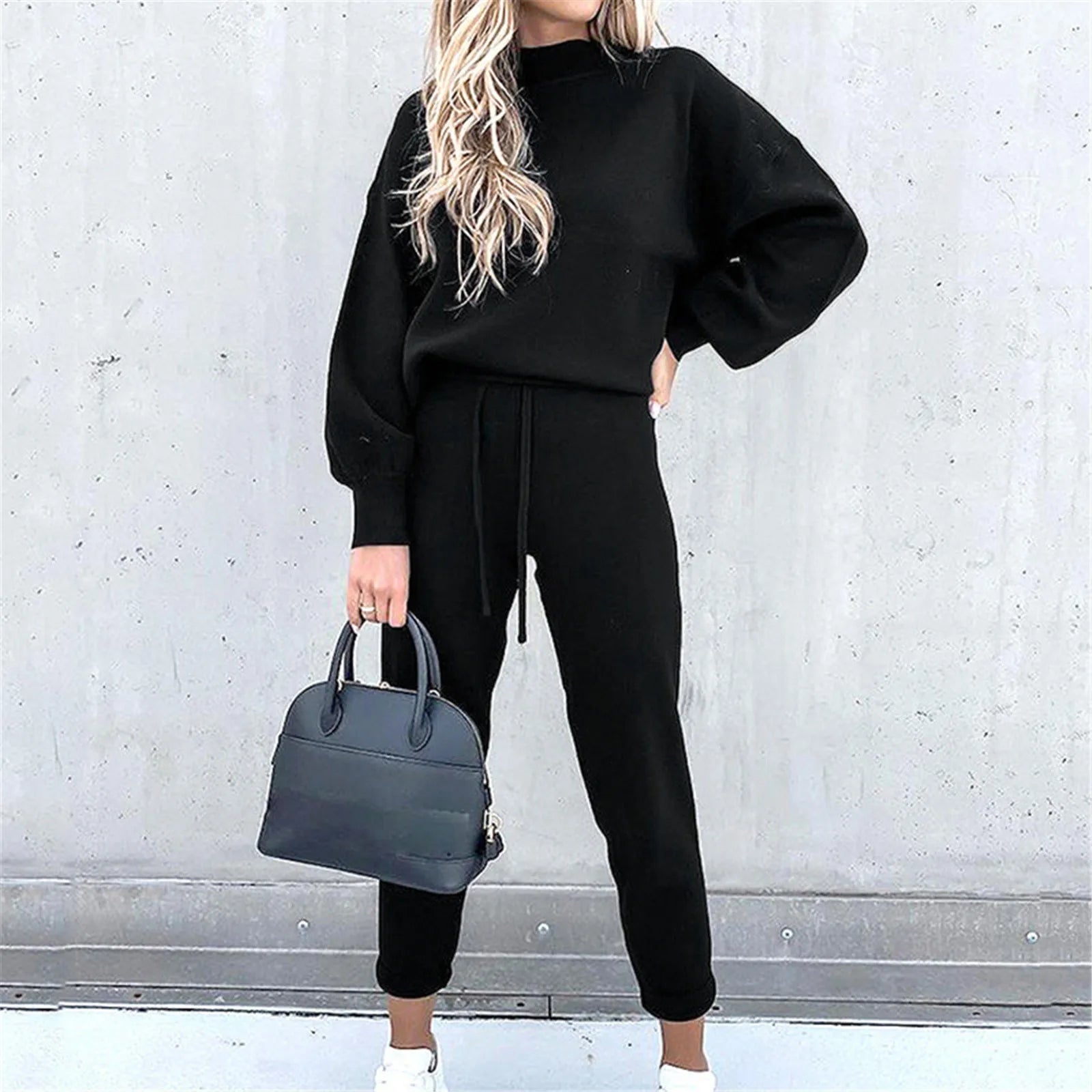 Ensemble deux pièces pantalon et polo à col roulé et manches longues pour femmes