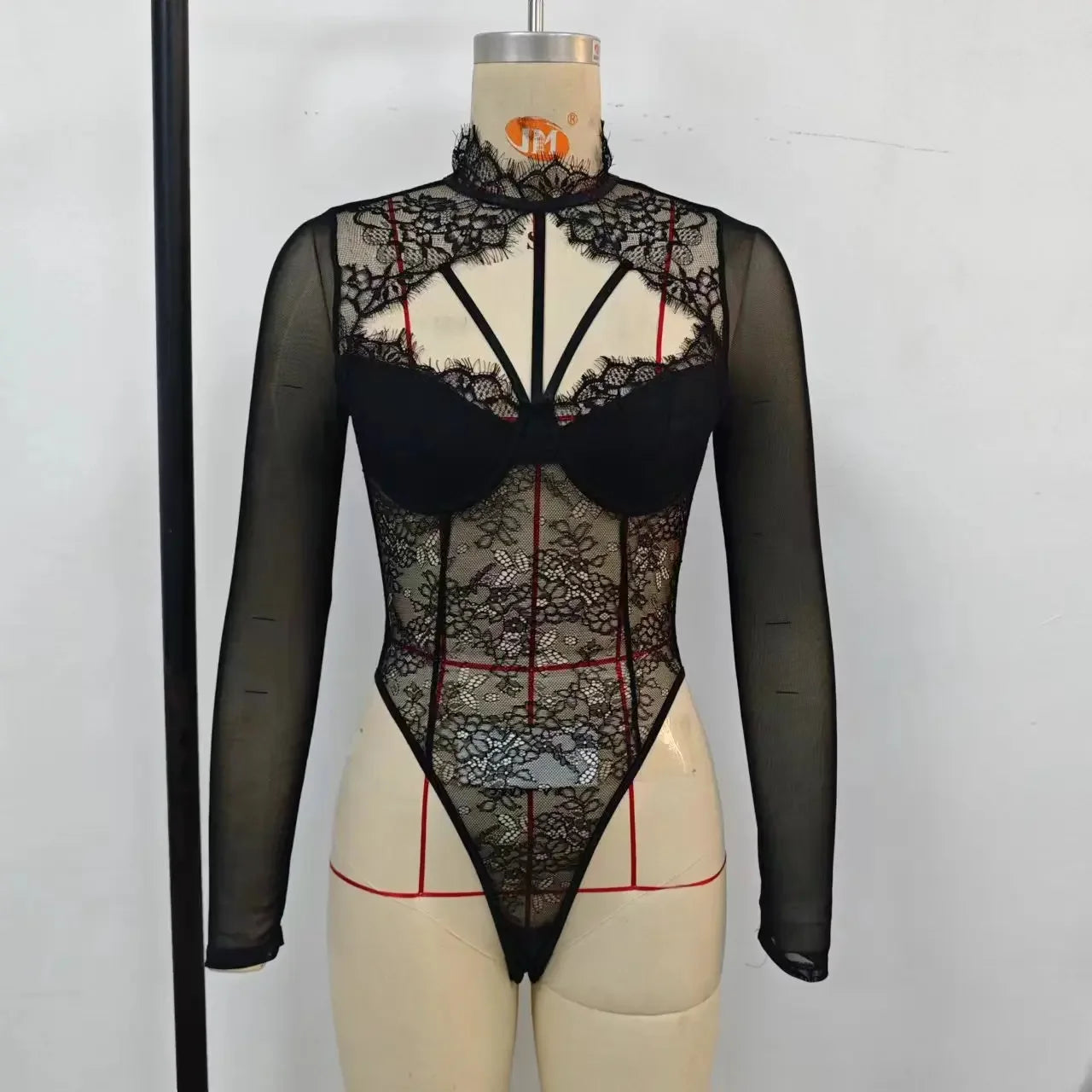 Body gainant en dentelle avec coussinets pour femmes
