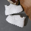 Baskets compensées blanches pour femmes