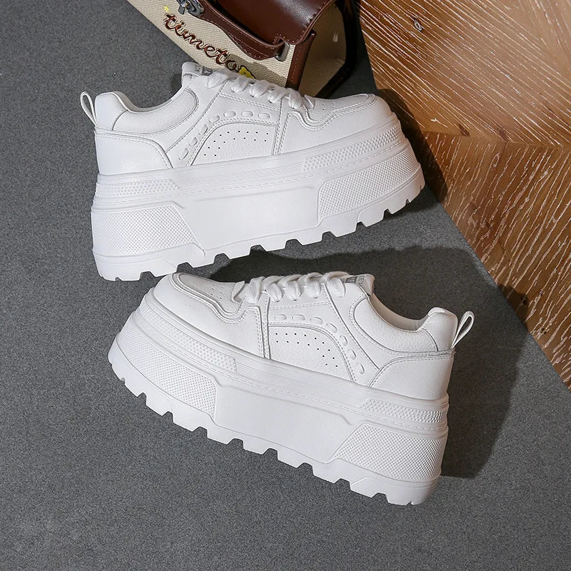 Baskets compensées blanches pour femmes