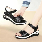 Sandales à bout ouvert en cuir pour femmes