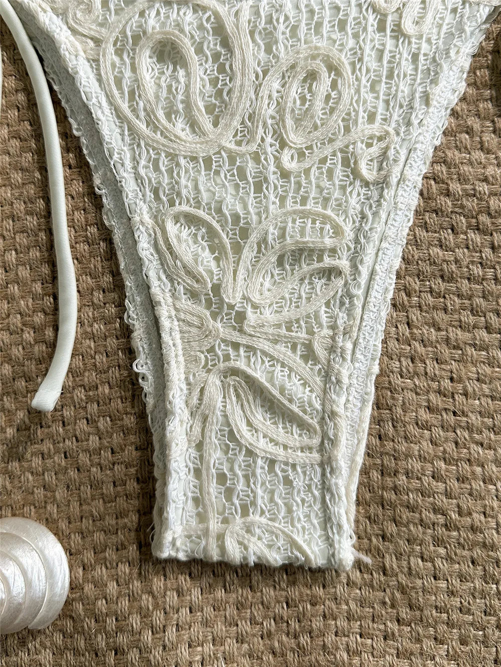 Ensemble maillot de bain deux pièces string triangle à bretelles pour femmes