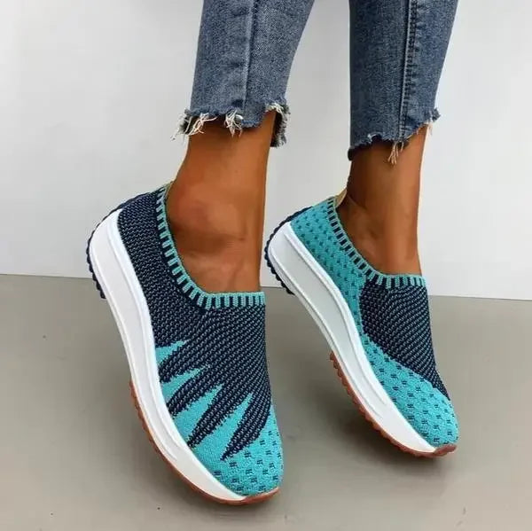 Chaussures brodées pour femmes