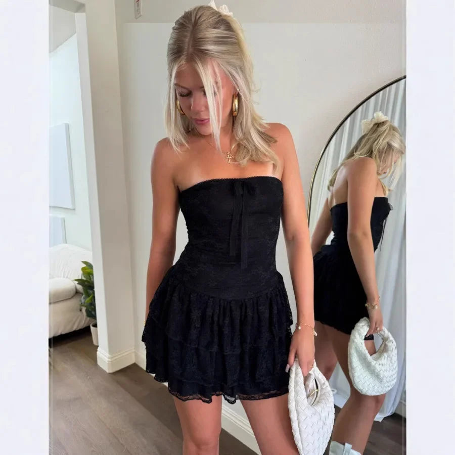 Robe courte moulante sans manches pour femmes