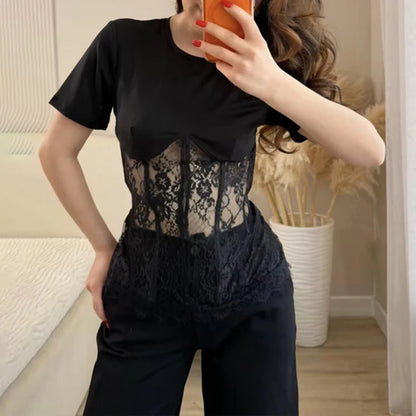 T-shirt Moulant Femme – Dentelle et Baleines