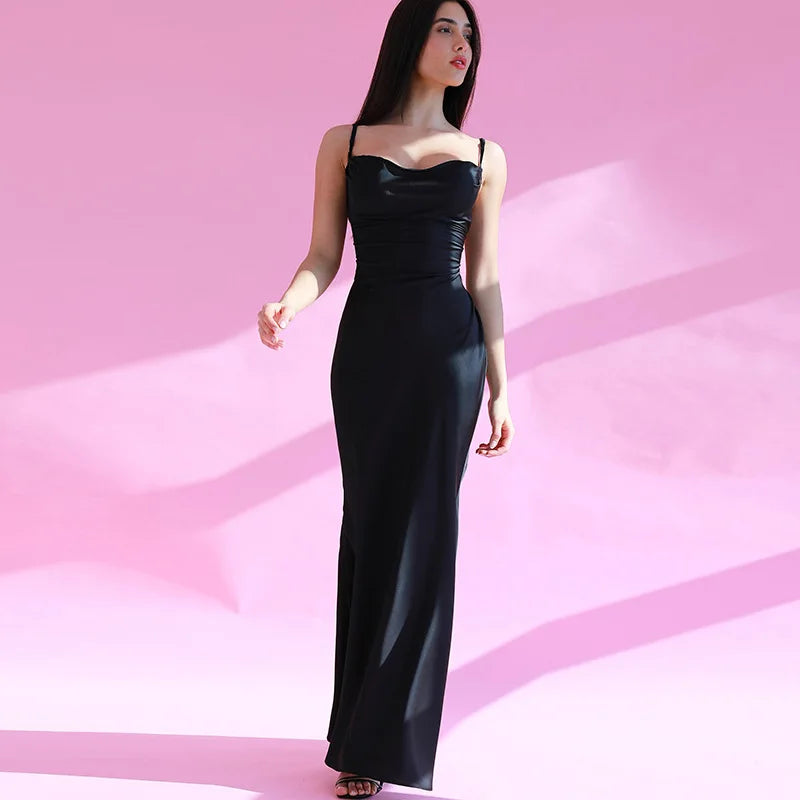 Robe longue en satin pour femmes