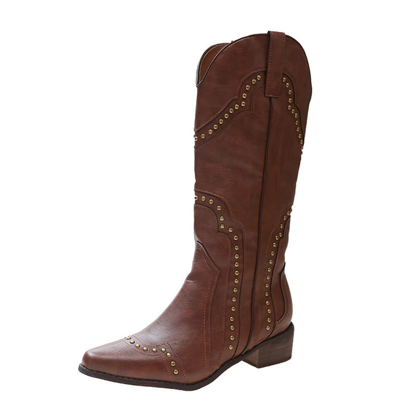 Bottes cloutées en cuir à talons bas pour femmes