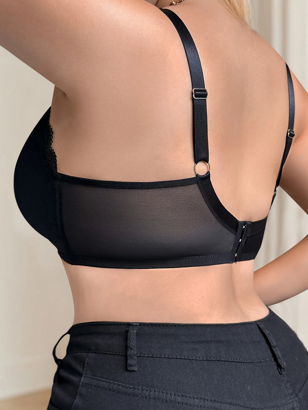 Soutien-gorge noir sans bretelles de grande taille pour femmes