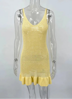 Robe courte en maille à volants et découpes pour femmes