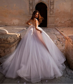 Robe de mariée de bal luxueuse ornée de perles pour femmes