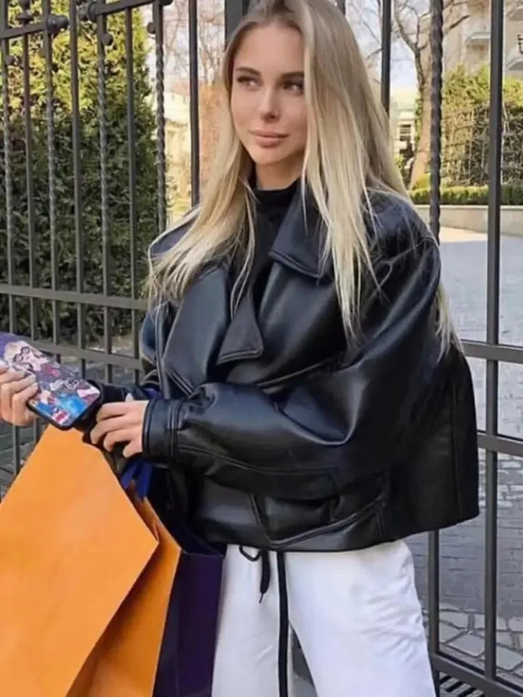 Veste en similicuir souple pour femmes