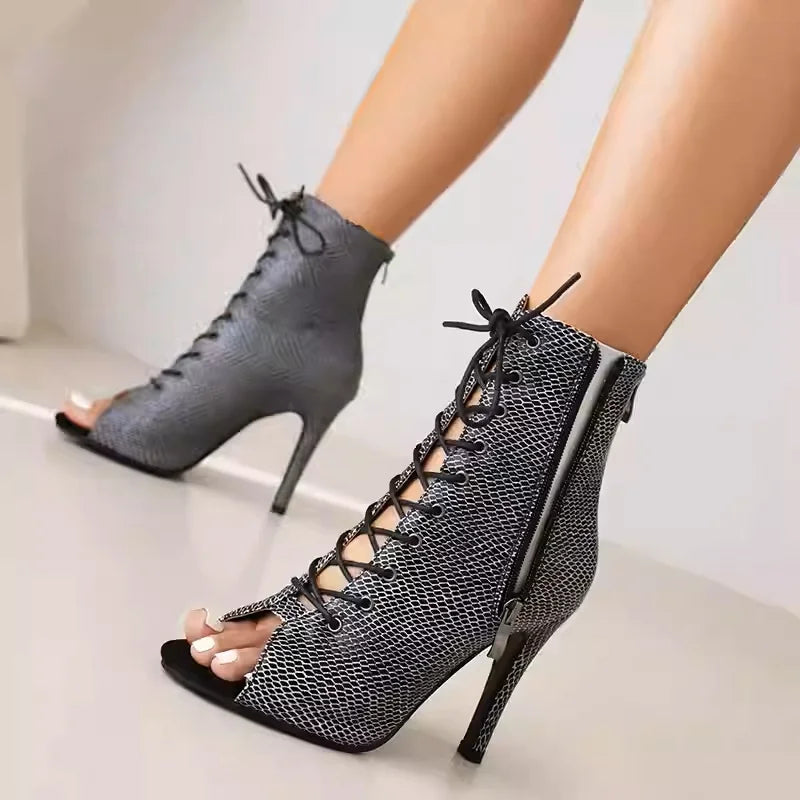 Sandales latine pour femmes