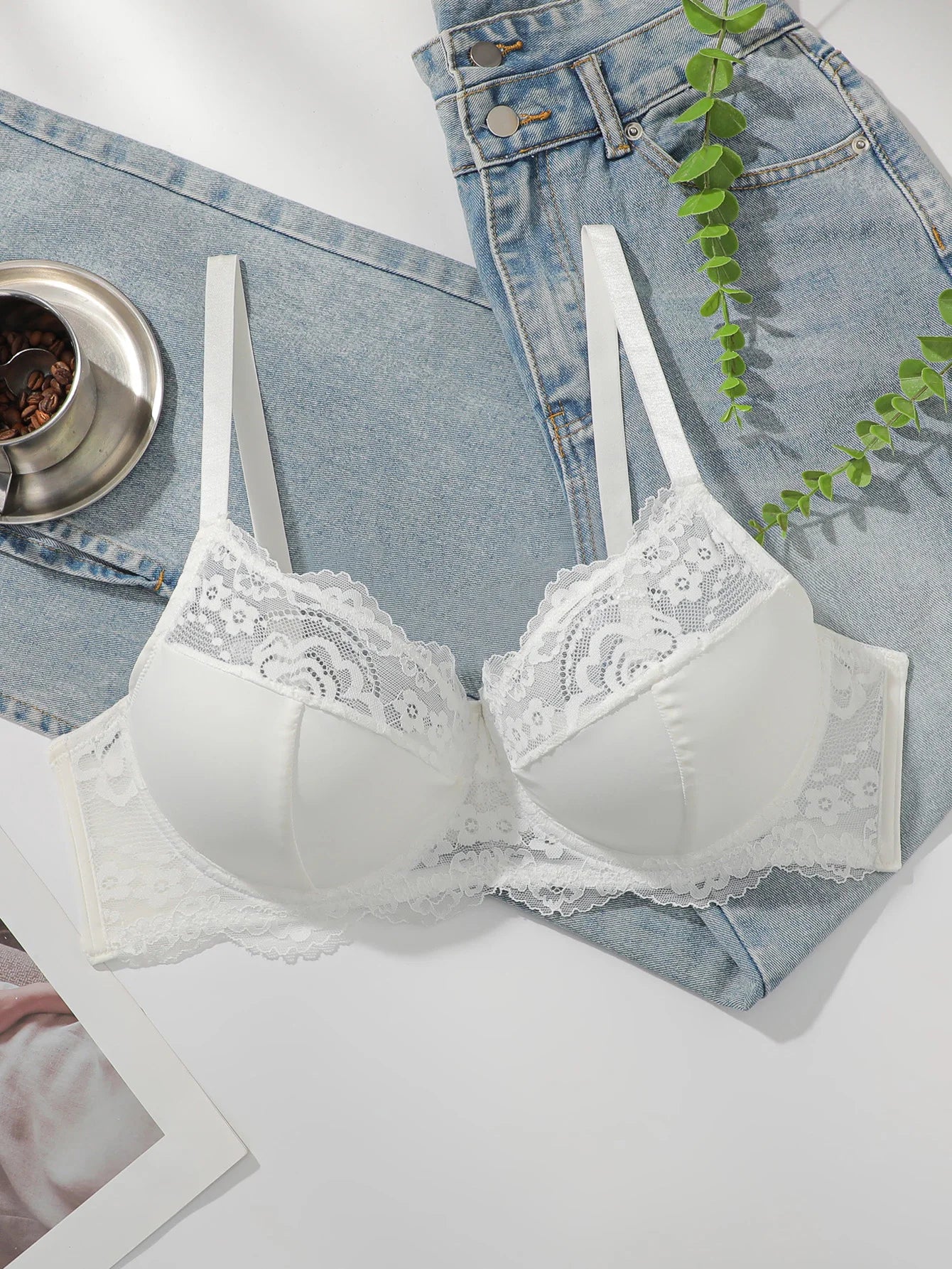 Soutien-gorge sexy en dentelle brodée pour femmes
