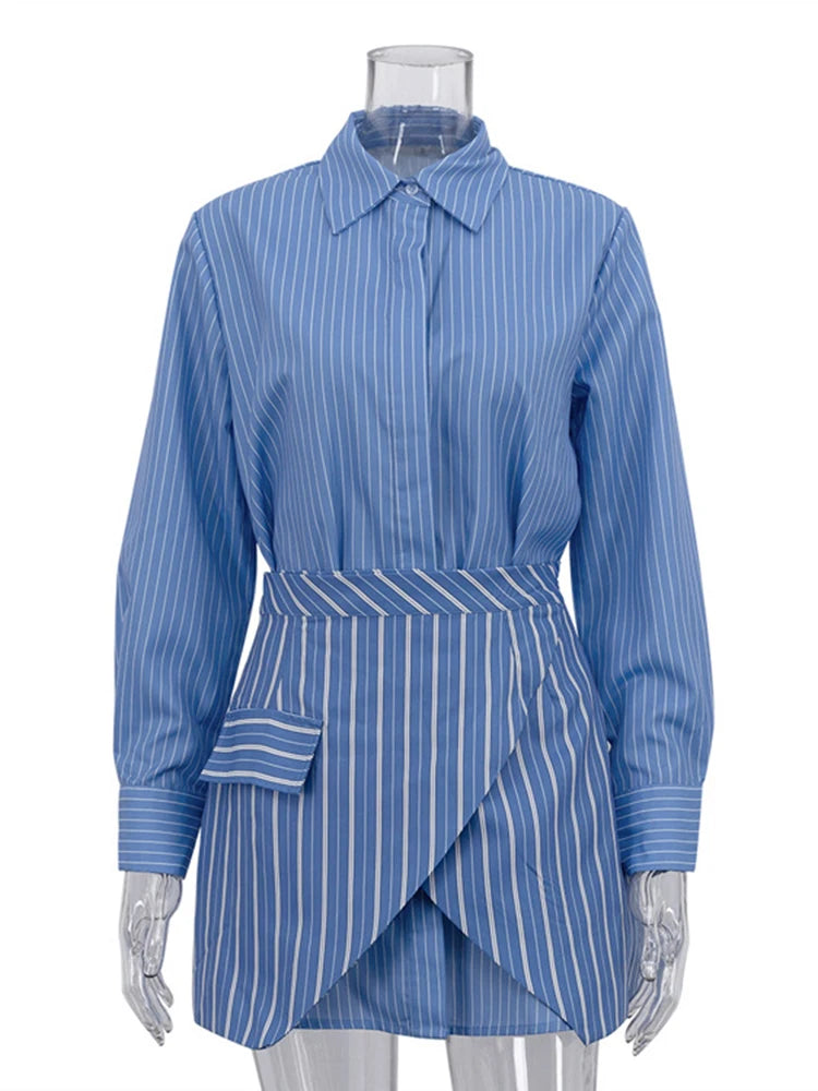 Ensemble deux pièces jupe rayée et chemise à manches longues pour femmes
