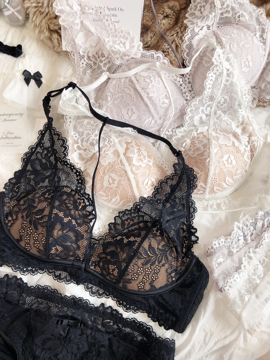 Ensemble soutien-gorge brassière push-up à décolleté plongeant et culotte pour femmes