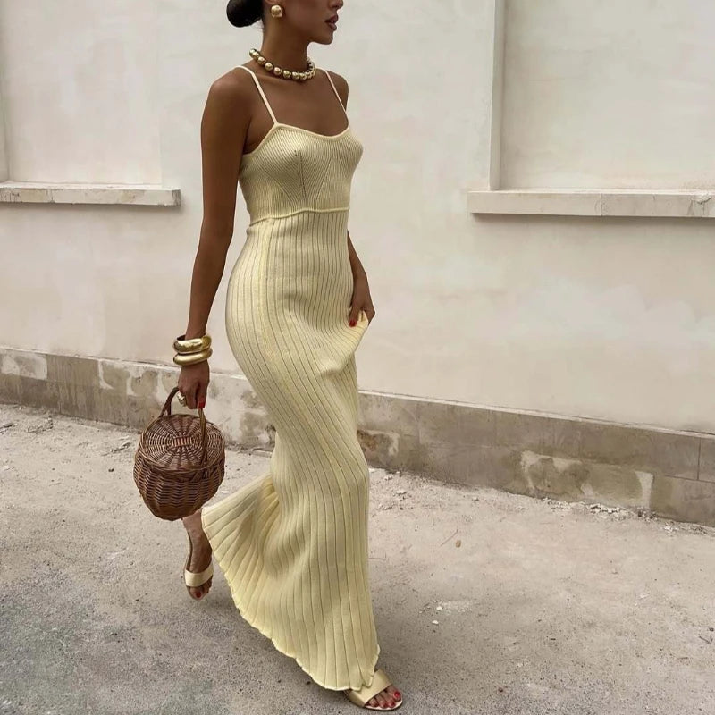 Robe longue élégante en maille pour femmes