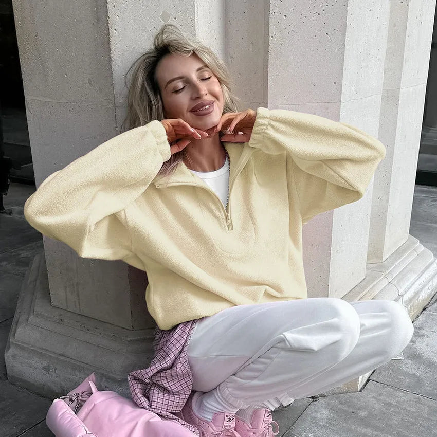 Sweat à Capuche en Molleton Femme – Style Streetwear