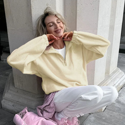 Sweat à Capuche en Molleton Femme – Style Streetwear