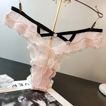 String Dentelle Femme – Pois et Boucle Cœur