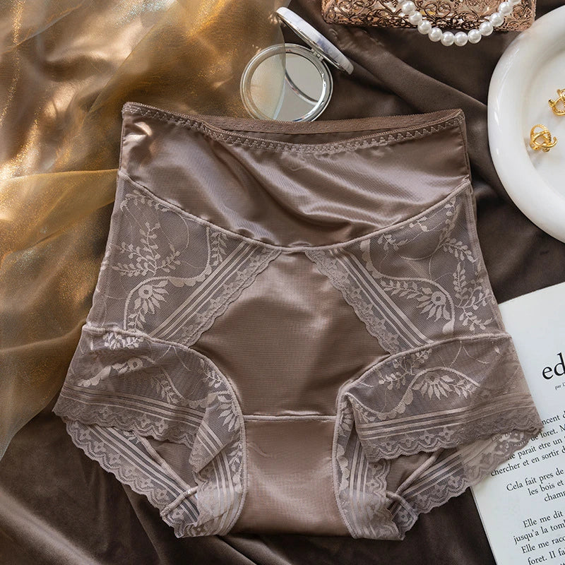 Culotte en satin et dentelle pour femmes
