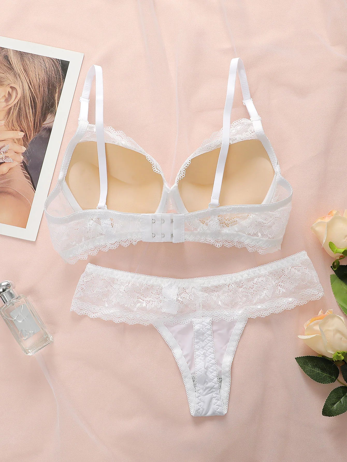 Ensemble soutien-gorge sexy brodé en dentelle pour femmes