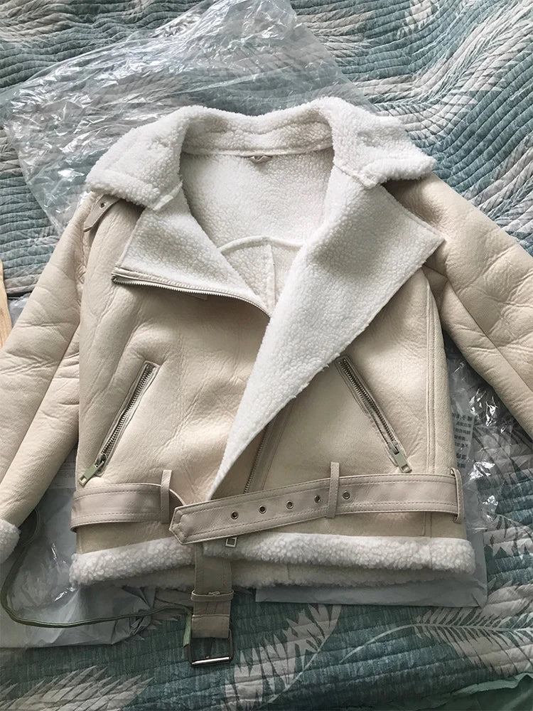 Manteaux d'hiver en faux cuir et fourrure de mouton pour femmes