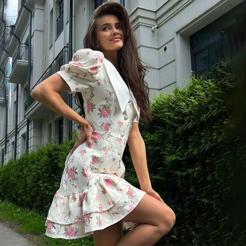 Robe d'été imprimée à manches bouffantes et à volants pour femmes