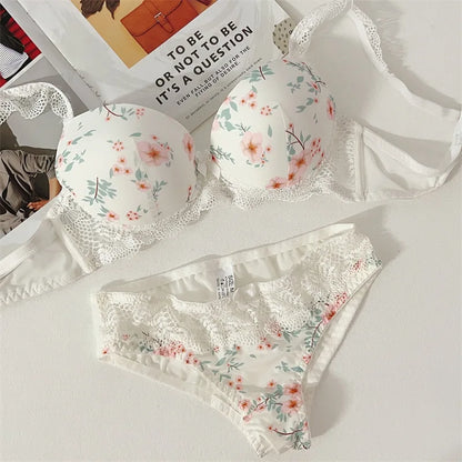 Ensemble Lingerie en Dentelle Florale Femme – Soutien-Gorge et Culotte