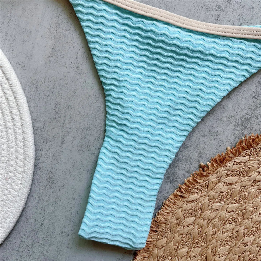 Maillot de bain deux pièces avec micro string pour femmes