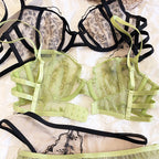 Ensemble soutien-gorge push-up en dentelle brodée et string pour femmes