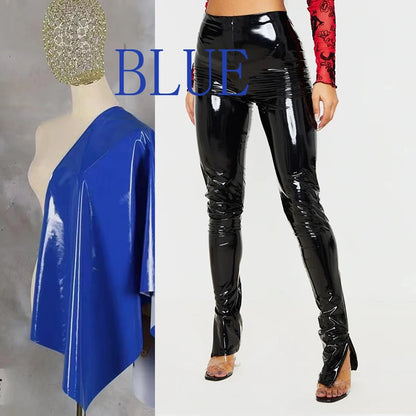 Pantalon Slim en Similicuir Verni à Fentes Latérales