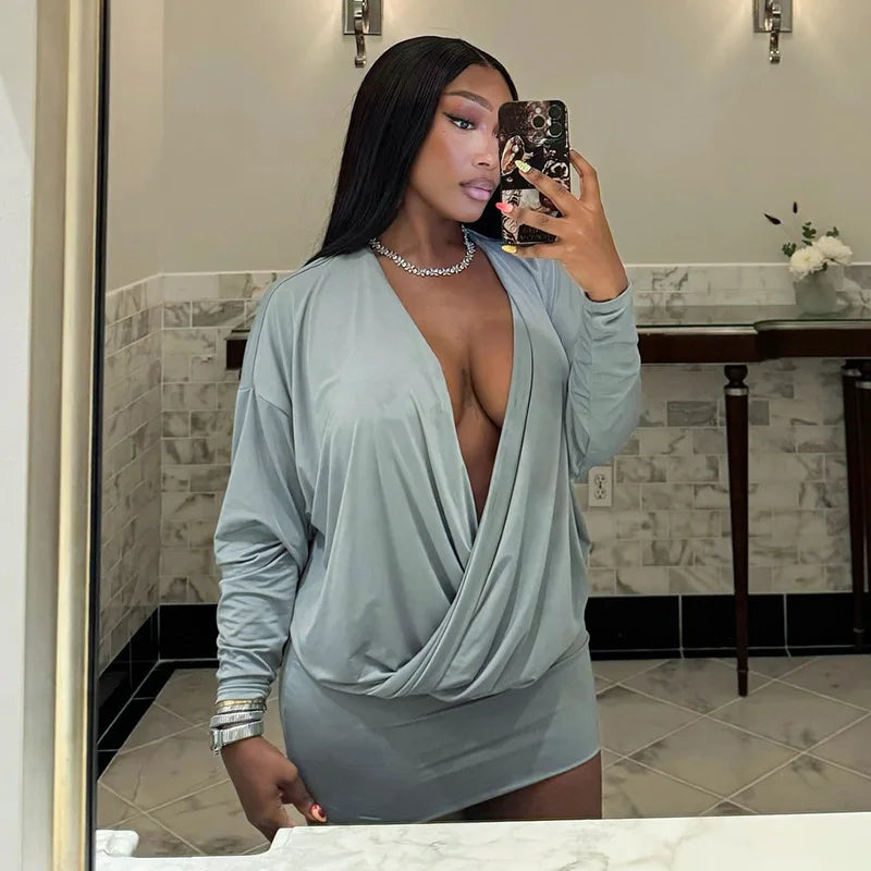 Robe moulante sexy à col en V profond et manches longues pour femmes