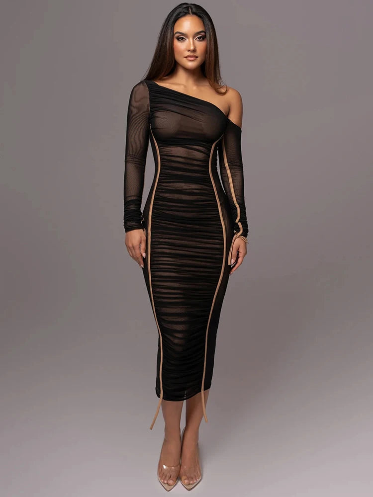 Robe à col diagonal et manches longues pour femmes
